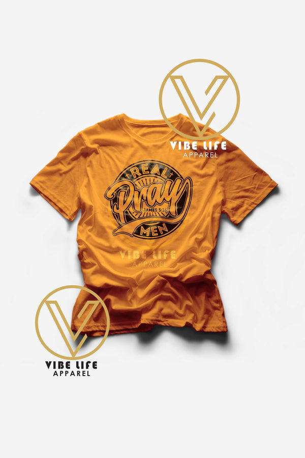 Real Men Pray - Unisex Softstyle Crewneck Tee
