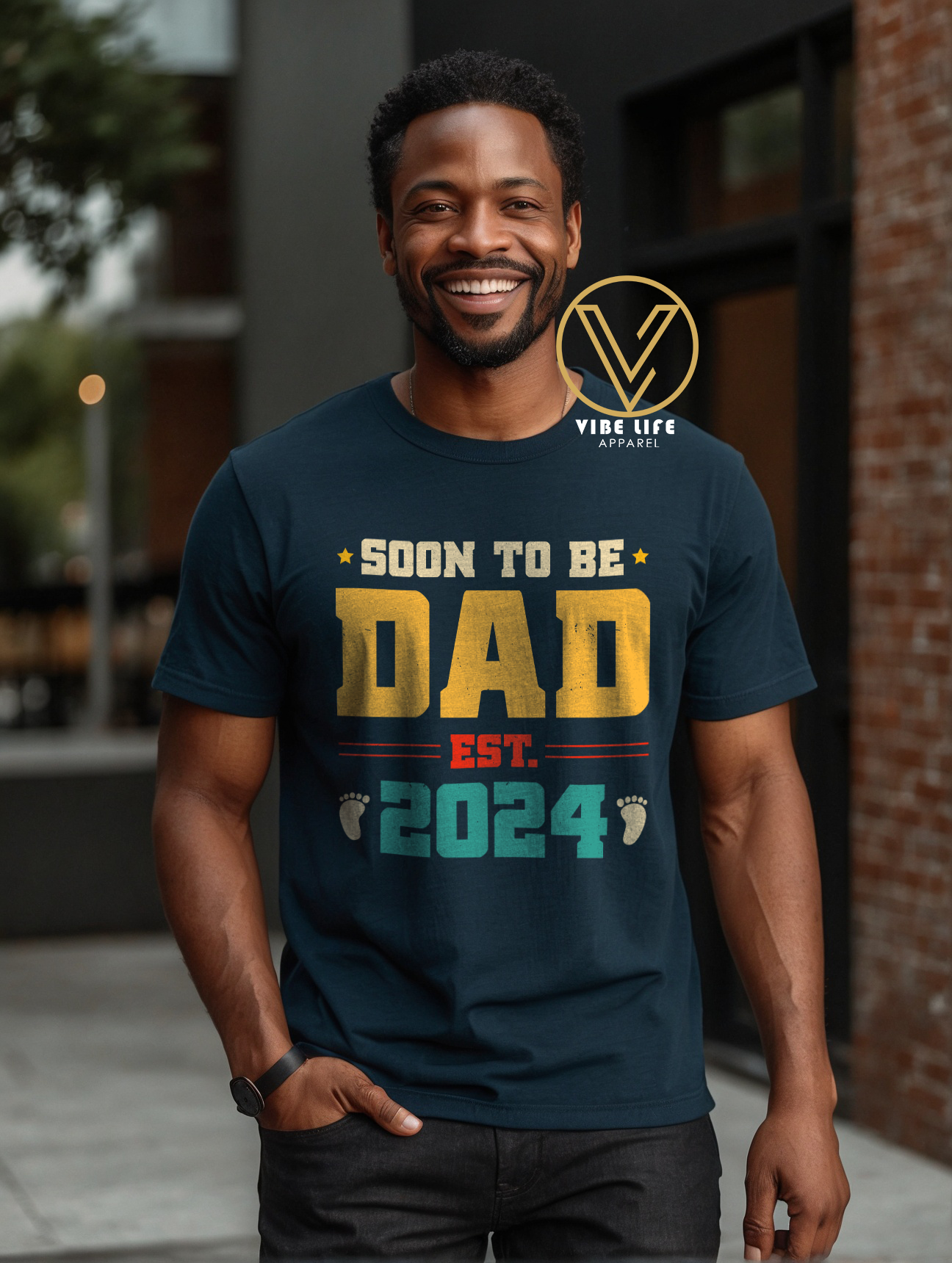 Soon To Be Dad 2024 - Unisex Softstyle Crewneck Tee